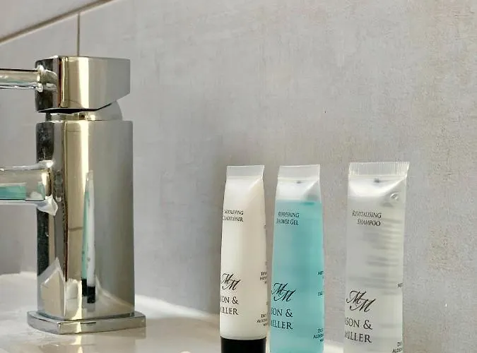 Roundhay Flat Duplex - Sleeps 2 아파트