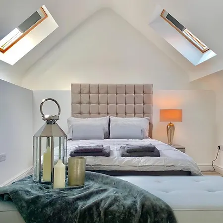 Apartamento Roundhay Flat Duplex - Sleeps 2 *